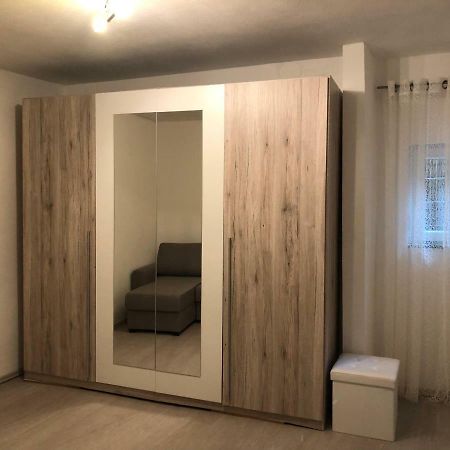 Ferienwohnung Beutelsbacherstrasse 12 Unterturkheim Stuttgart Extérieur photo